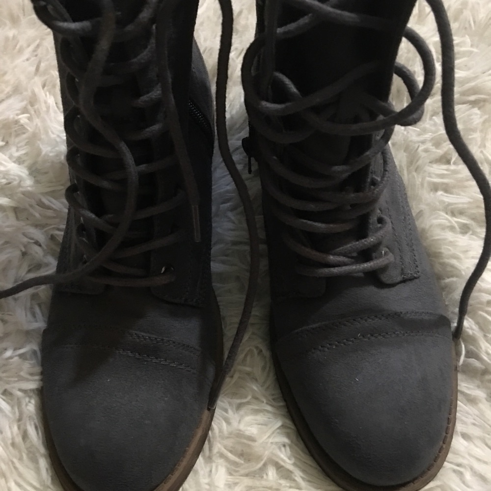 Report boots